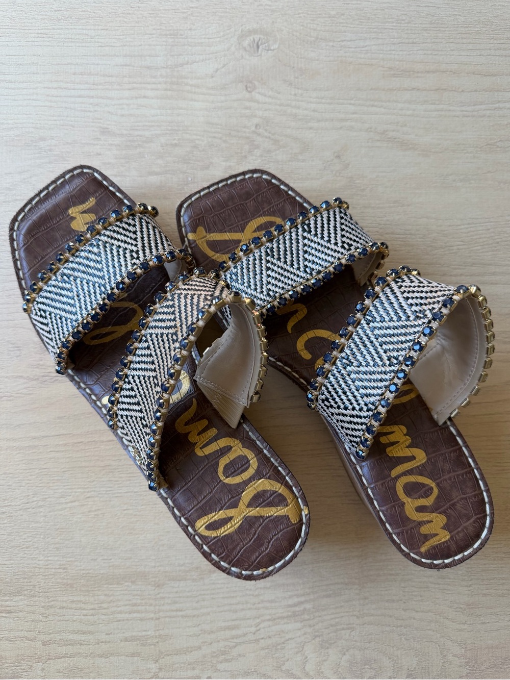 Sam Edelman Hopie Gemstone Crystal-Lined Square Toe Wedge Size 9